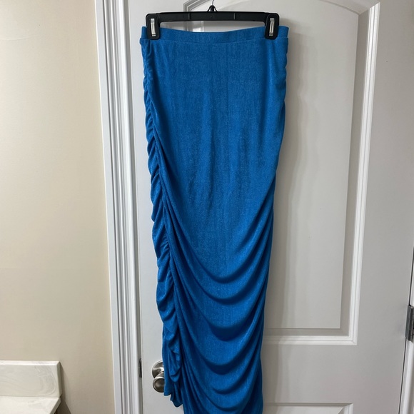 COPY - Remi x revolve Lee skirt in blue - Picture 2 of 3